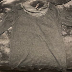 Light material grey pullover / long sleeve tee